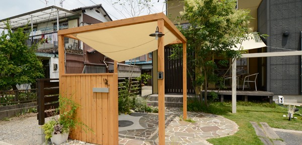 かっこいい自転車置き場｜おしゃれなアプローチにピッタリ