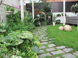 美術館の庭 石畳で庭を演出 春日井市ｎ様邸 愛知の庭 外構デザイン ティーズガーデンスクエア