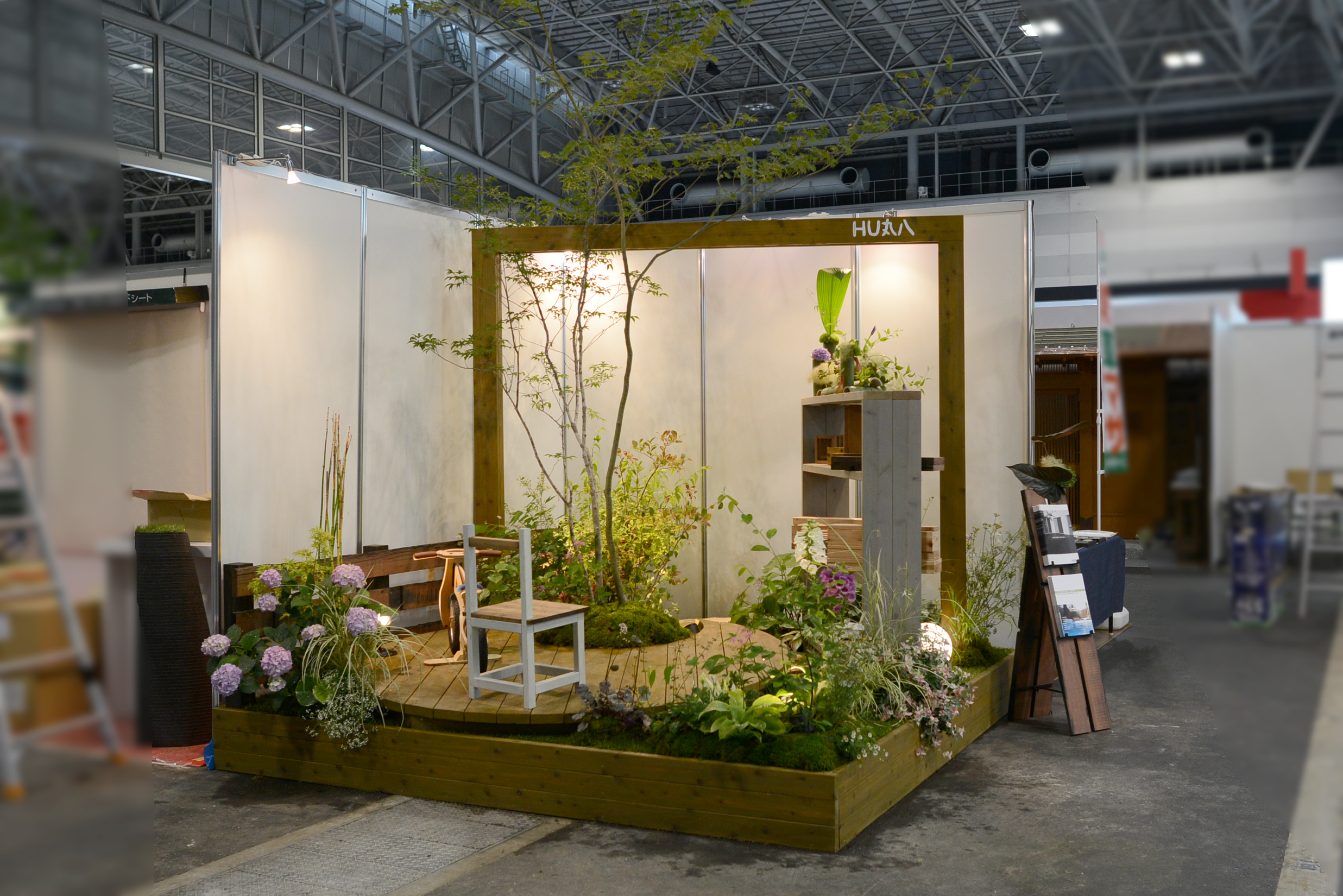 ｳｯﾄﾞ庭　正面