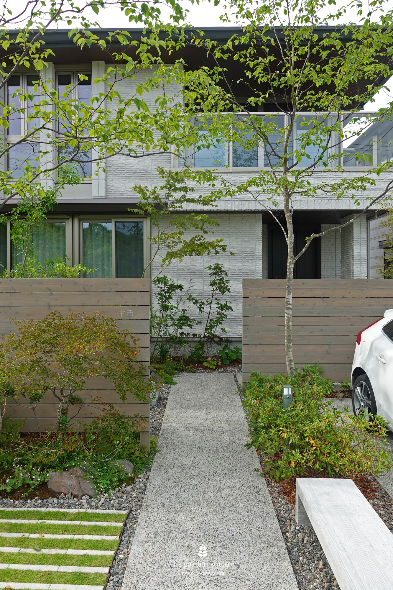 アプローチ　積水ハウス