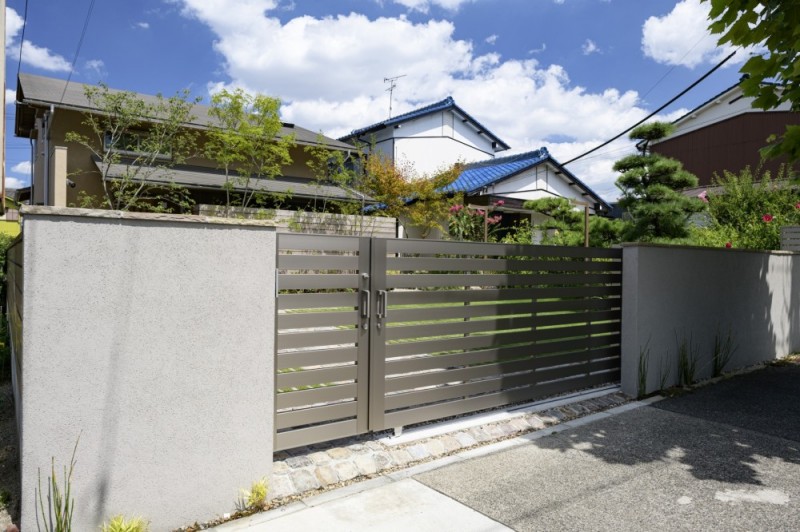 勝手口のあるスライドドア